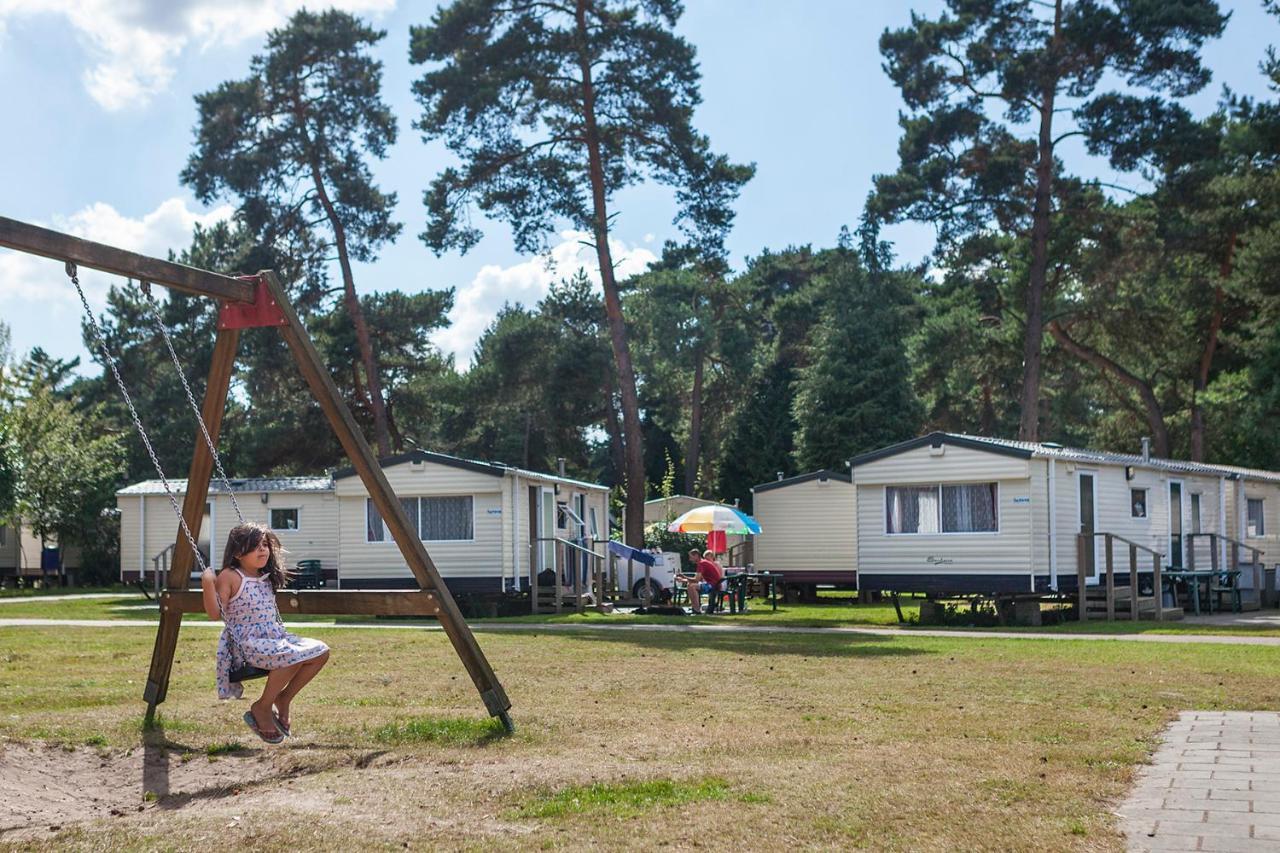 Hotel Camping Blauwe Meer Nv Lommel Exterior foto