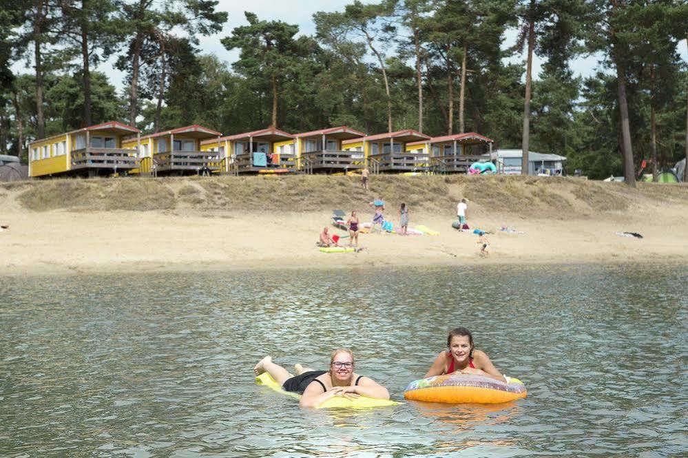 Hotel Camping Blauwe Meer Nv Lommel Exterior foto